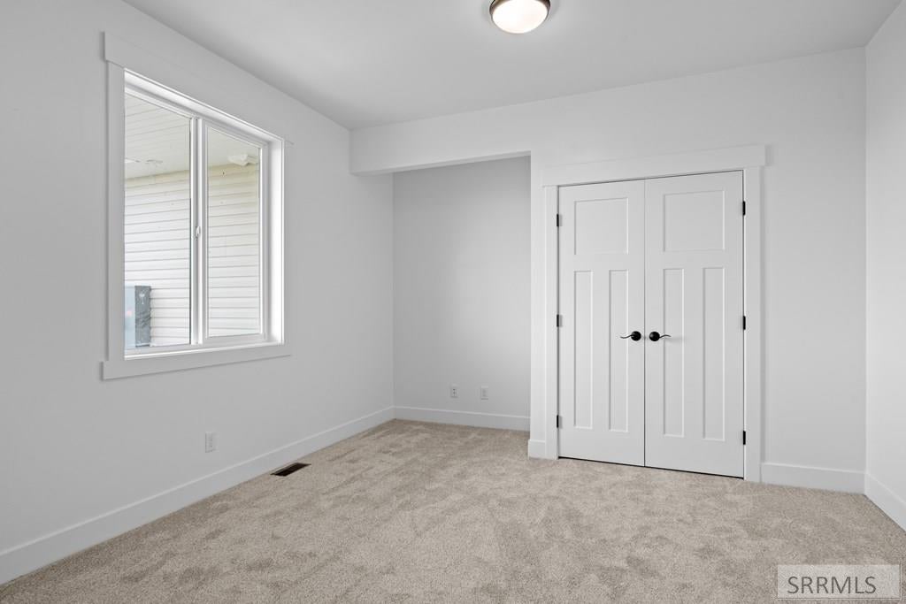 RIGBY, Idaho, 83442, United States, 5 Bedrooms Bedrooms, ,3 BathroomsBathrooms,Residential,For Sale,1943568