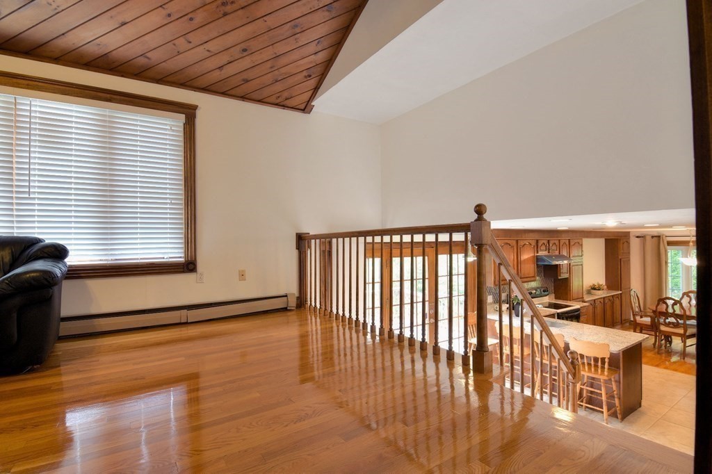 20 Fairview St, Quincy, Massachusetts, 02169, United States, 5 Bedrooms Bedrooms, ,4 BathroomsBathrooms,Residential,For Sale,20 Fairview St,1010542