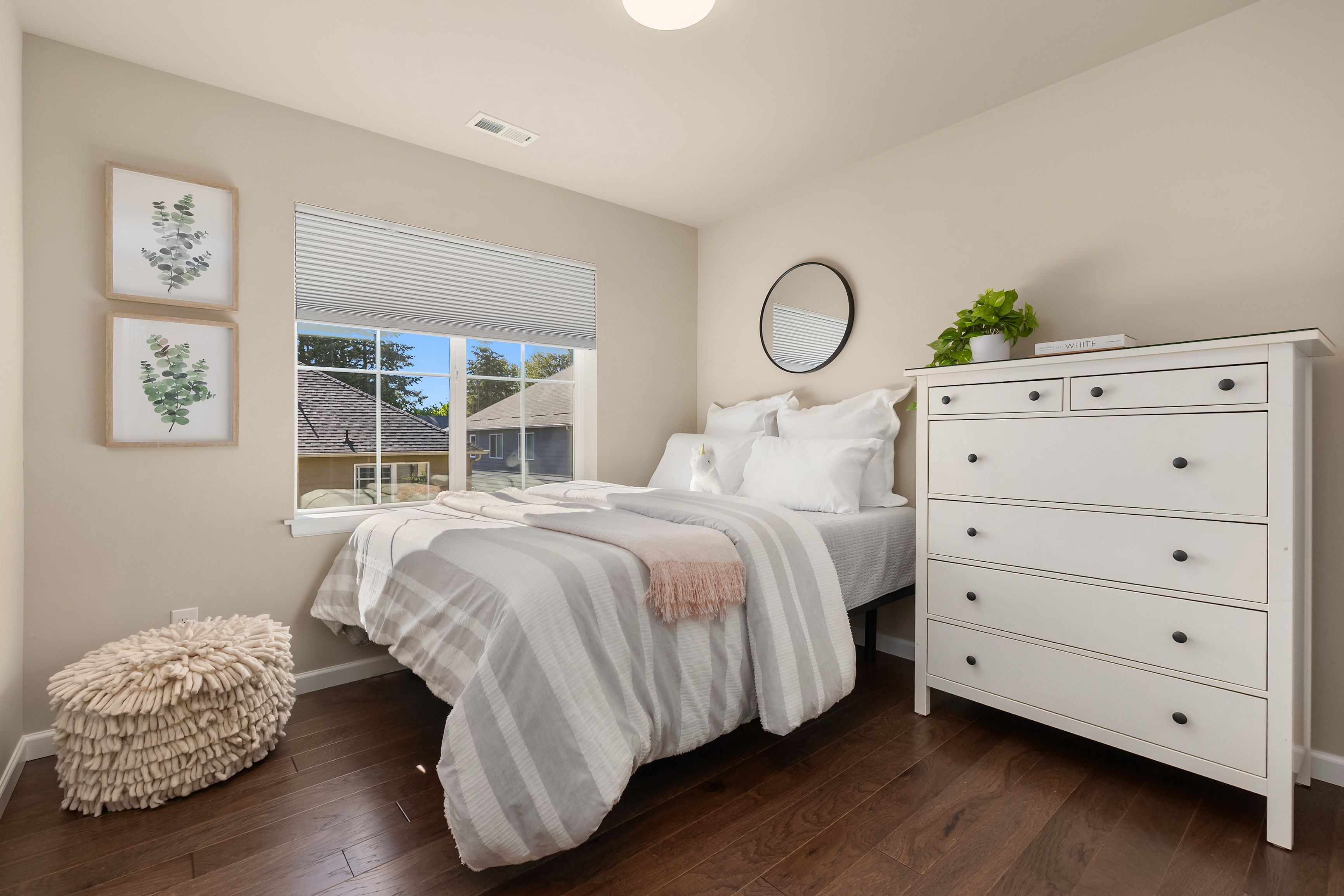  396 Ashbury Court Northwest, Bainbridge Island, WA 98110 - 物件實景
