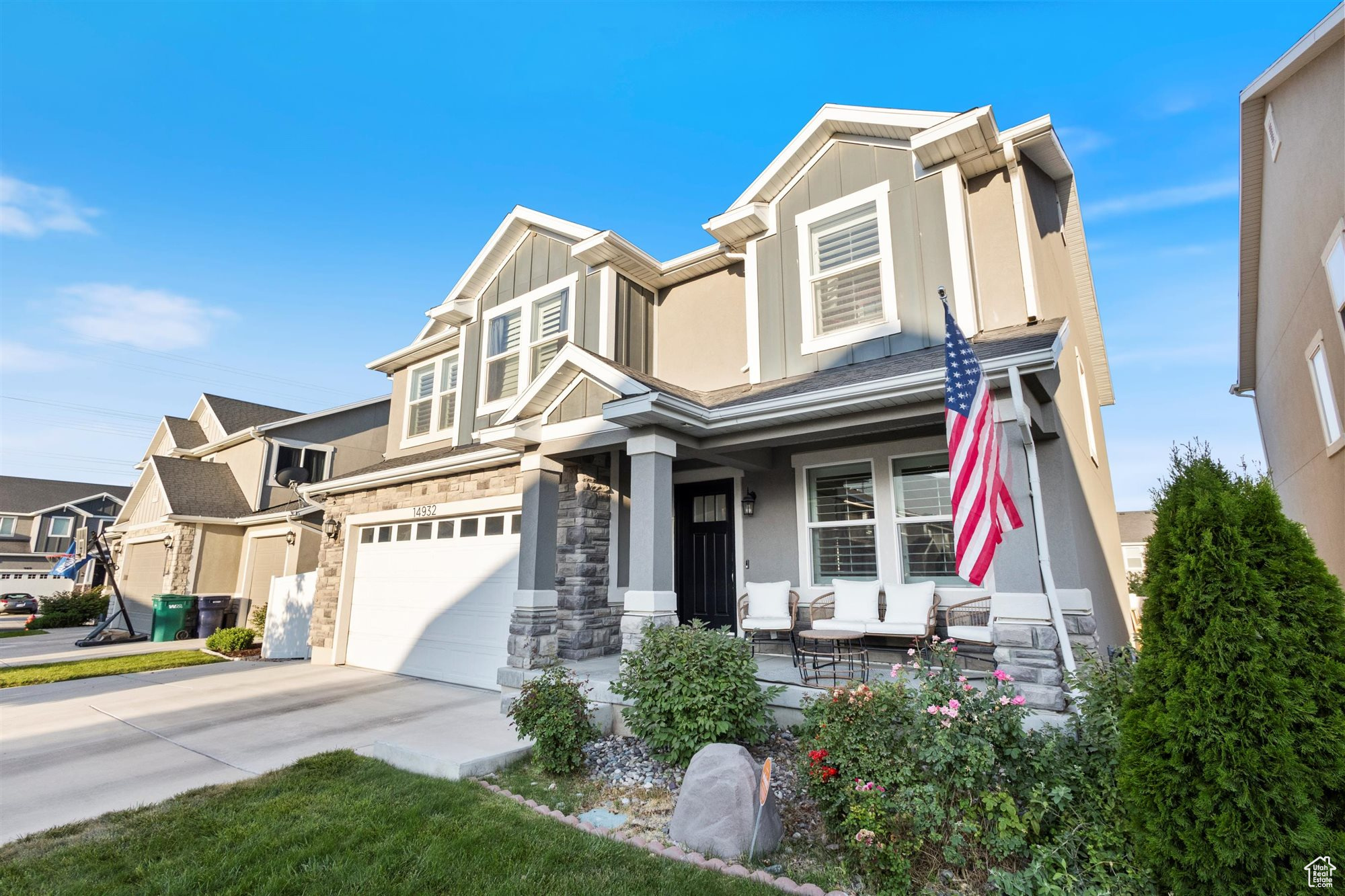 Bluffdale, Utah, 84065, United States, 4 Bedrooms Bedrooms, ,4 BathroomsBathrooms,Residential,For Sale,1910817