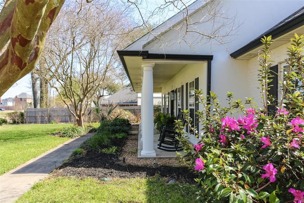 Lake Charles, Louisiana, 70605, United States, 4 Bedrooms Bedrooms, ,4 BathroomsBathrooms,Residential,For Sale,2022489