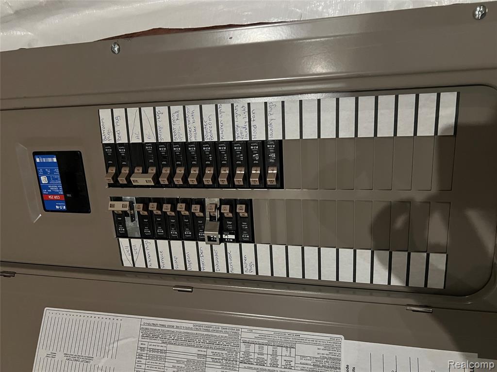 York Township, Michigan, 48176, United States, 4 Bedrooms Bedrooms, ,2 BathroomsBathrooms,Residential,For Sale,1988753