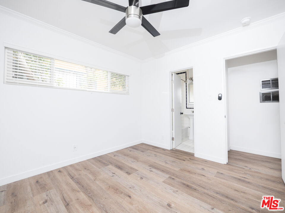 Los Angeles, California, 90066, United States, 4 Bedrooms Bedrooms, ,Residential,For Sale,1705124