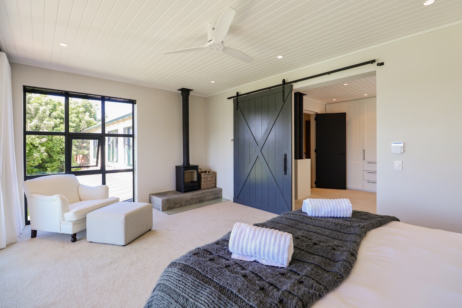  Modern home - Twin Rivers Estate - 物件實景