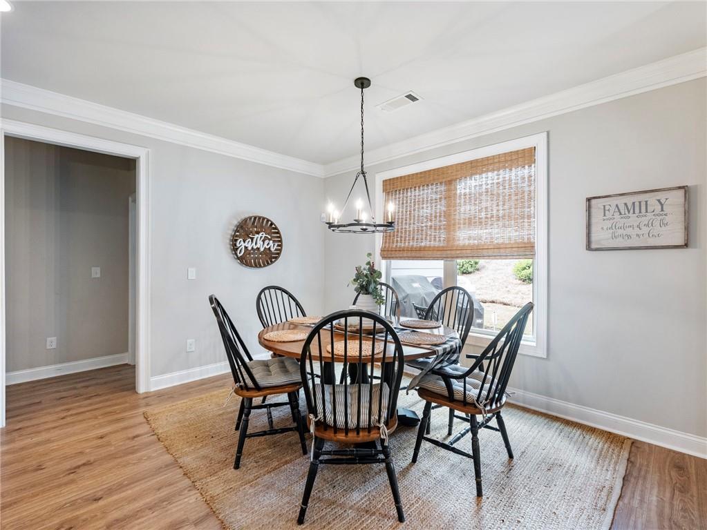 Hoschton, Georgia, 30548, United States, 5 Bedrooms Bedrooms, ,3 BathroomsBathrooms,Residential,For Sale,2000430