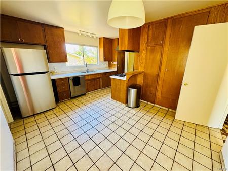 Rancho Palos Verdes, California, 90275, United States, 3 Bedrooms Bedrooms, ,2 BathroomsBathrooms,Residential,For Sale,2000051