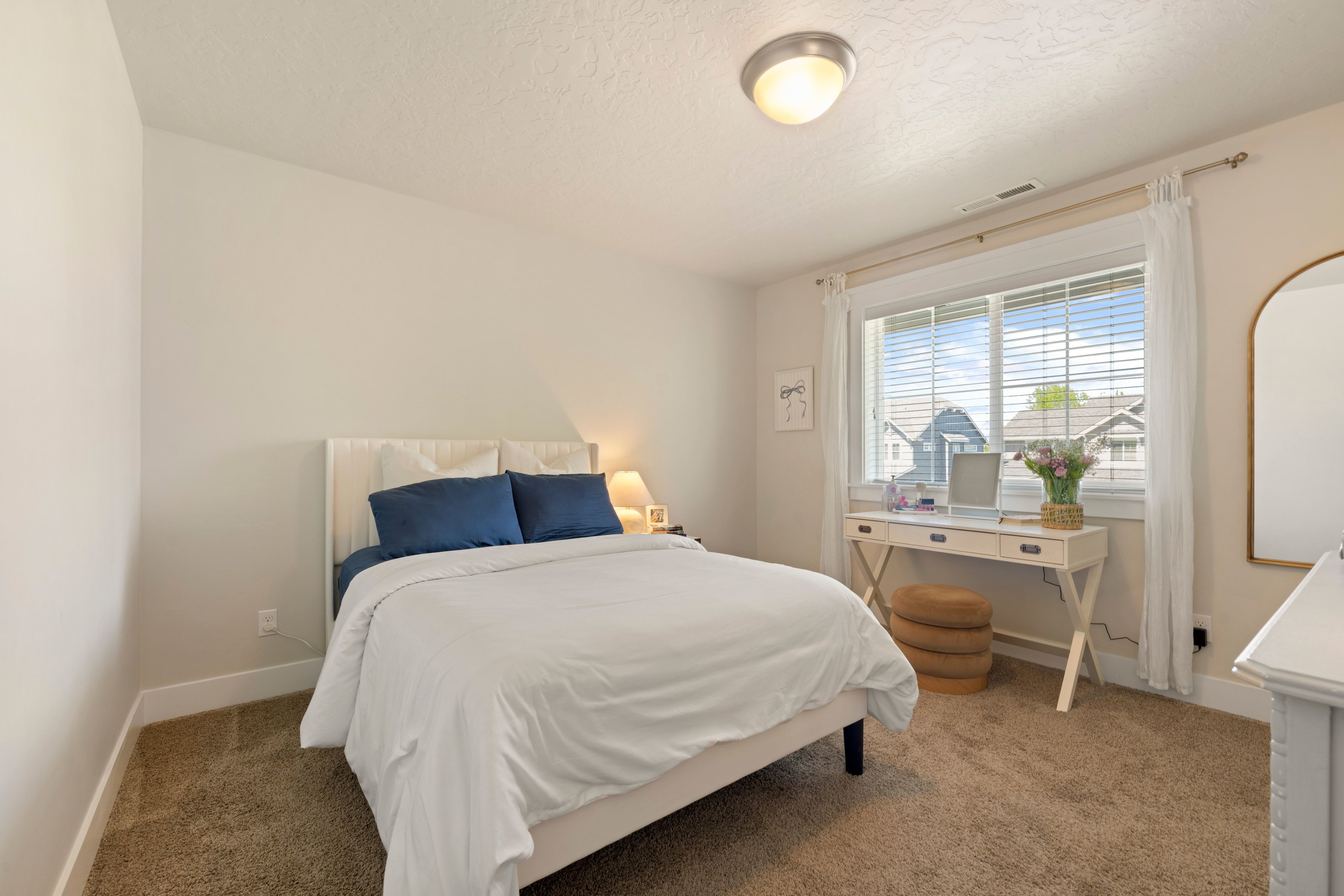  Comfort and Style in Southeast Meridian - 物件實景