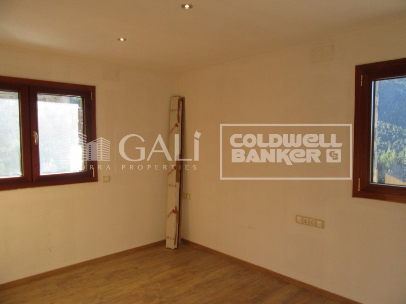 Canillo, Andorra, AD, 4 Bedrooms Bedrooms, ,2 BathroomsBathrooms,Residential,For Sale,1628029