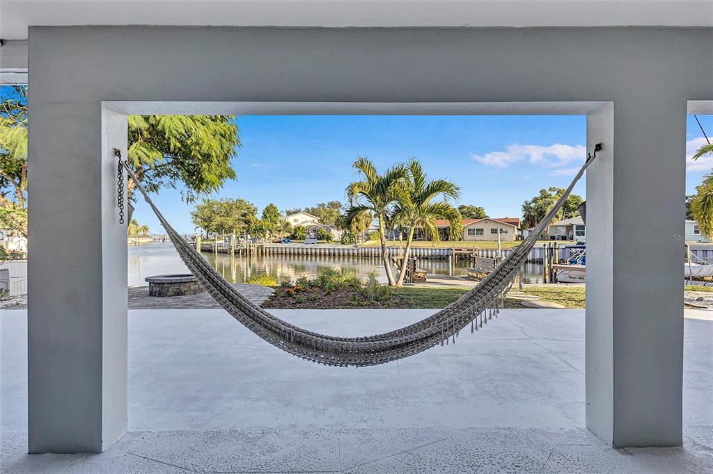 St Petersburg, Florida, 33705, United States, 4 Bedrooms Bedrooms, ,3 BathroomsBathrooms,Residential,For Sale,1991648