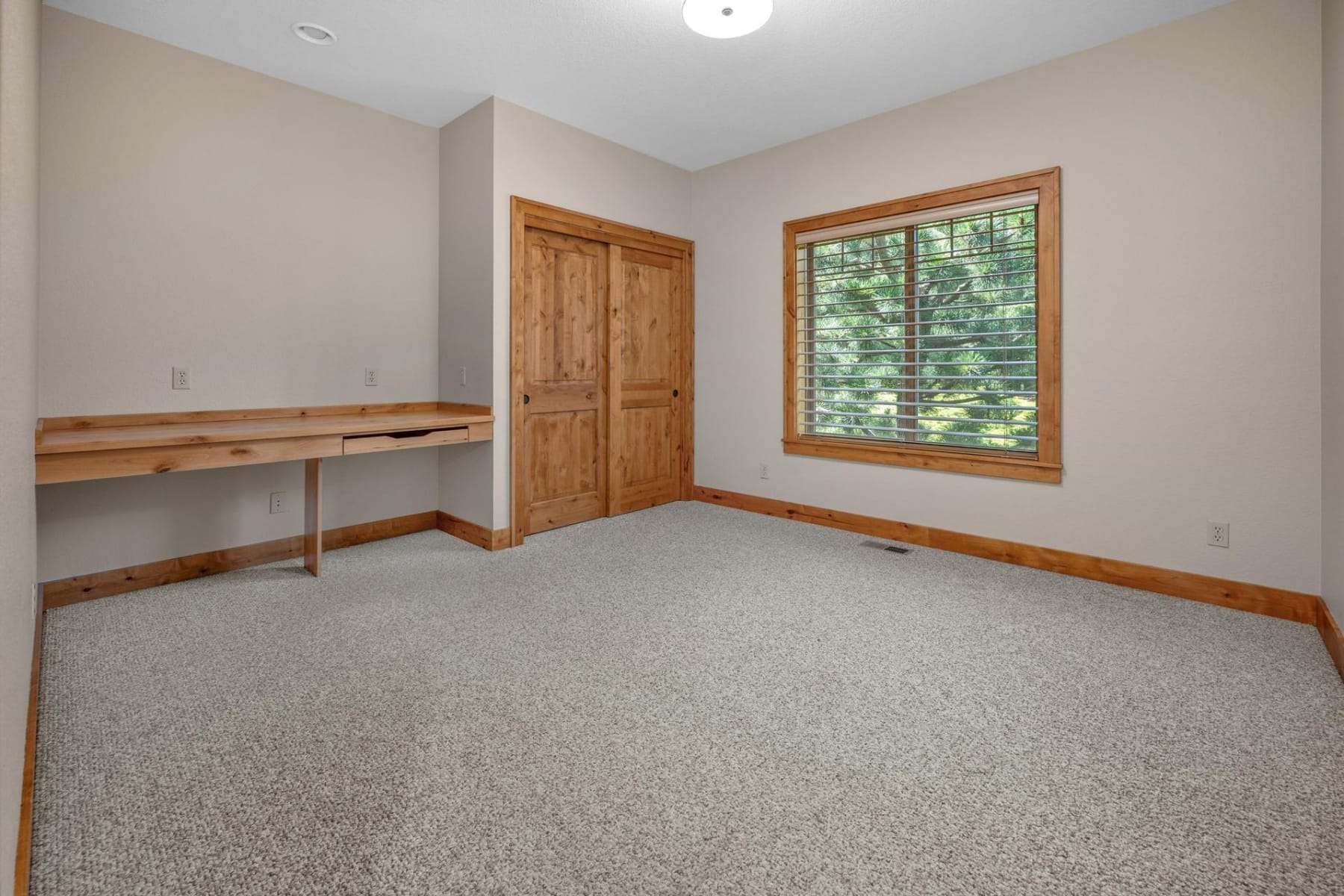  27200 S BARLOW RD Canby, OR 97013 - 物件實景