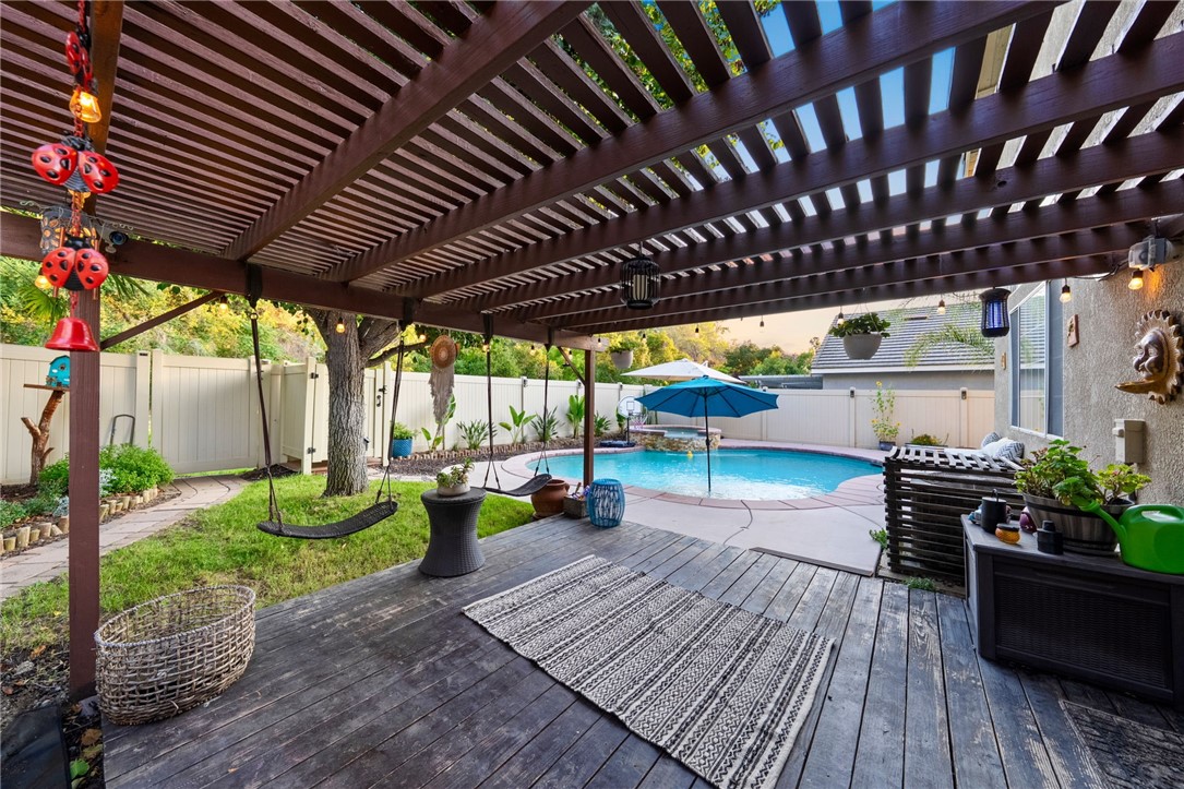 Temecula, California, 92592, United States, 3 Bedrooms Bedrooms, ,3 BathroomsBathrooms,Residential,For Sale,1927855