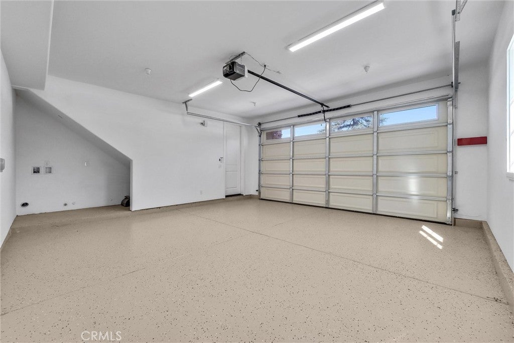 San Gabriel, California, 91775, United States, 7 Bedrooms Bedrooms, ,6 BathroomsBathrooms,Residential,For Sale,1804078