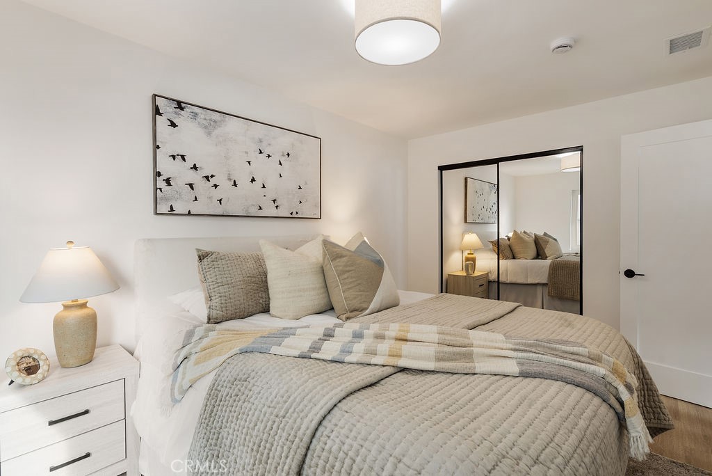 Long Beach, California, 90802, United States, 2 Bedrooms Bedrooms, ,2 BathroomsBathrooms,Residential,For Sale,1994707