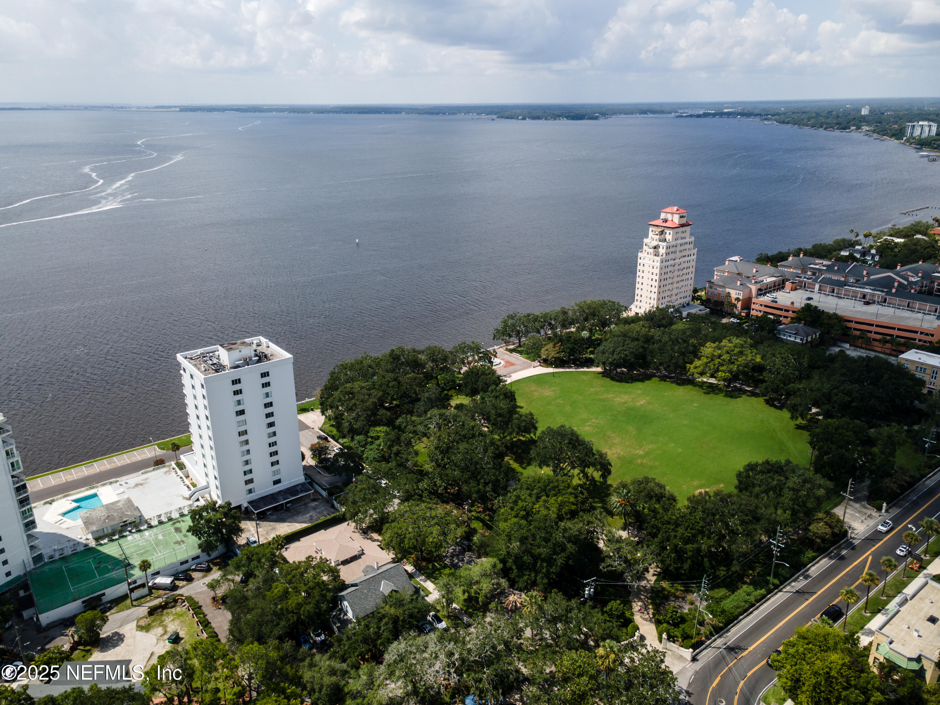 Jacksonville, Florida, 32204, United States, 3 Bedrooms Bedrooms, ,4 BathroomsBathrooms,Residential,For Sale,1939810