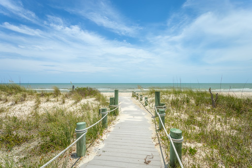 Saint George Island, Florida, 32328, United States, 5 Bedrooms Bedrooms, ,6 BathroomsBathrooms,Residential,For Sale,1976248