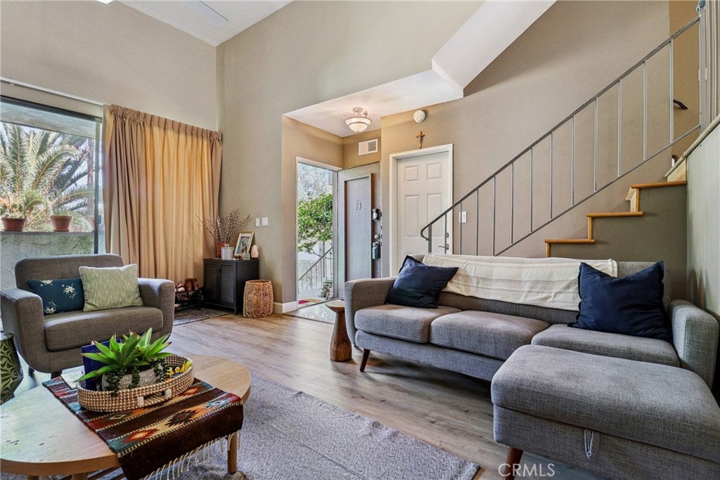 Los Angeles, California, 90041, United States, 3 Bedrooms Bedrooms, ,3 BathroomsBathrooms,Residential,For Sale,1882423