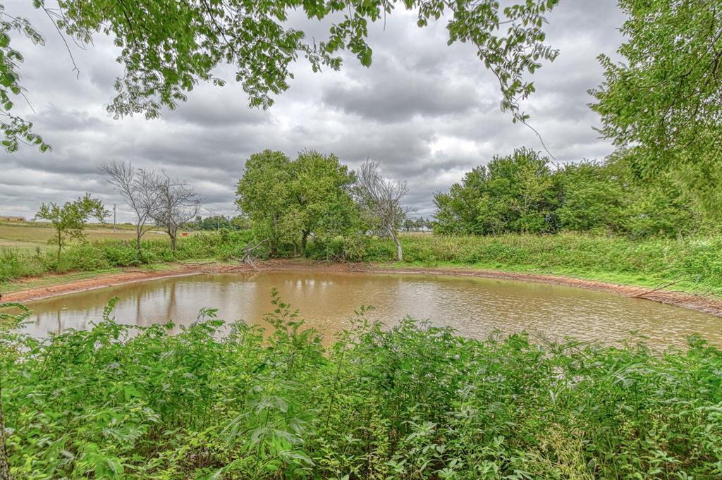 Amber, Oklahoma, 73004, United States, 6 Bedrooms Bedrooms, ,4 BathroomsBathrooms,Residential,For Sale,1984407