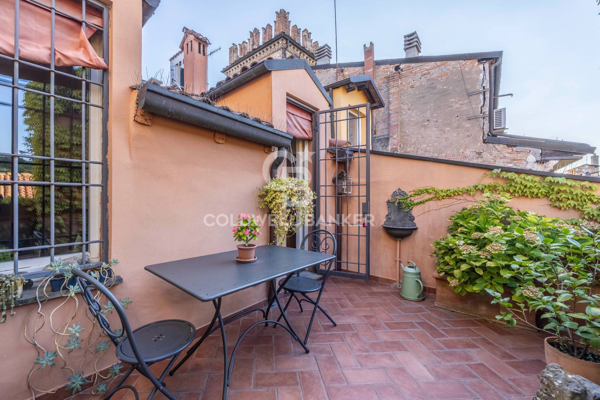 Bologna, Bologna, 40100, IT, 2 Bedrooms Bedrooms, ,1 BathroomBathrooms,Residential,For Sale,1898683