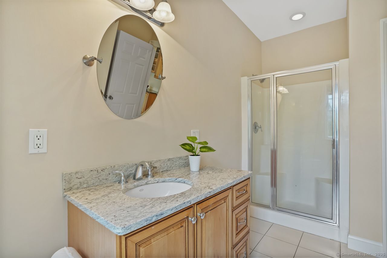 Newtown, Connecticut, 06470, United States, 4 Bedrooms Bedrooms, ,5 BathroomsBathrooms,Residential,For Sale,1938679