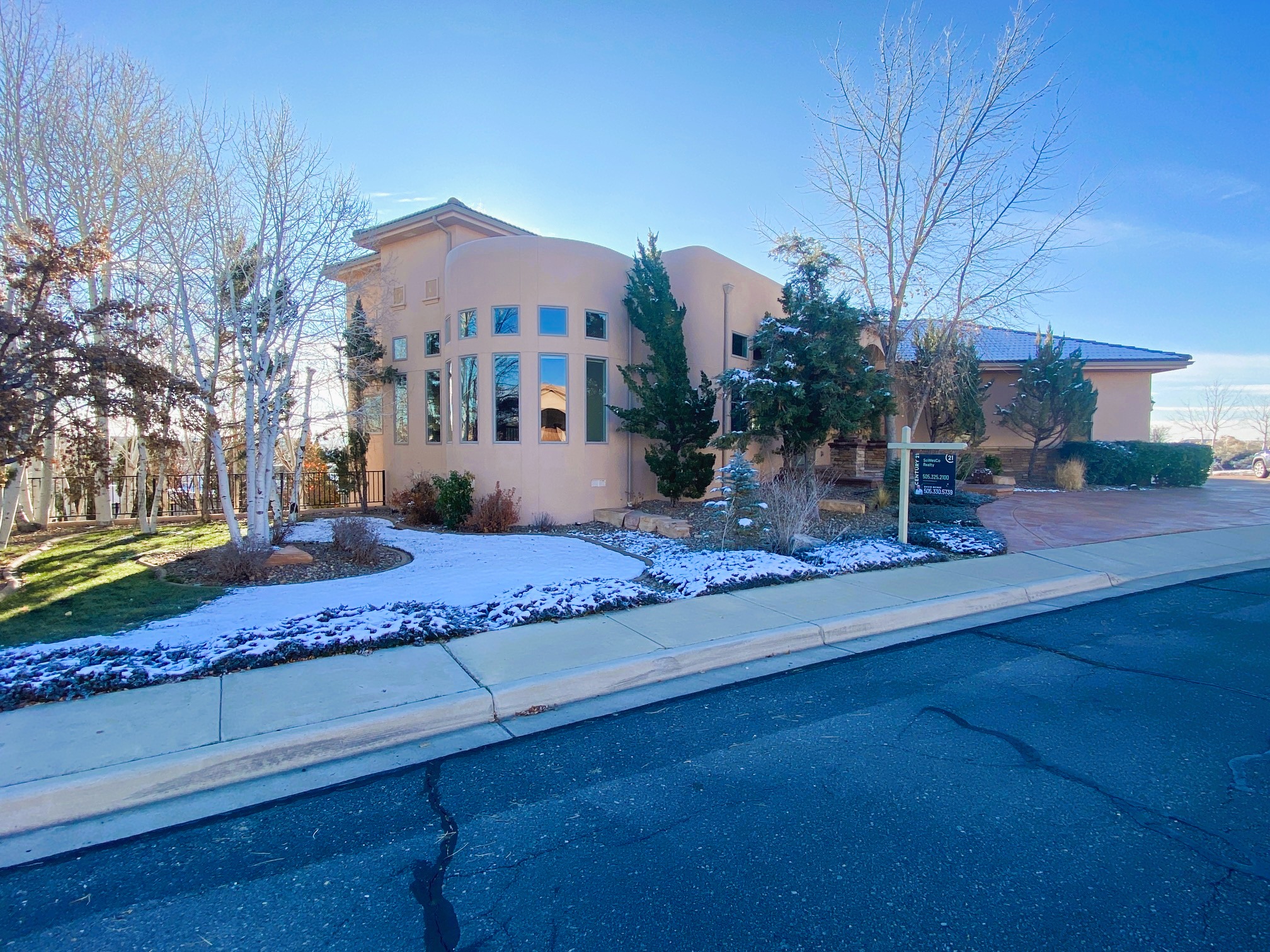 Farmington, New Mexico, 87402, United States, 4 Bedrooms Bedrooms, ,4 BathroomsBathrooms,Residential,For Sale,2005186