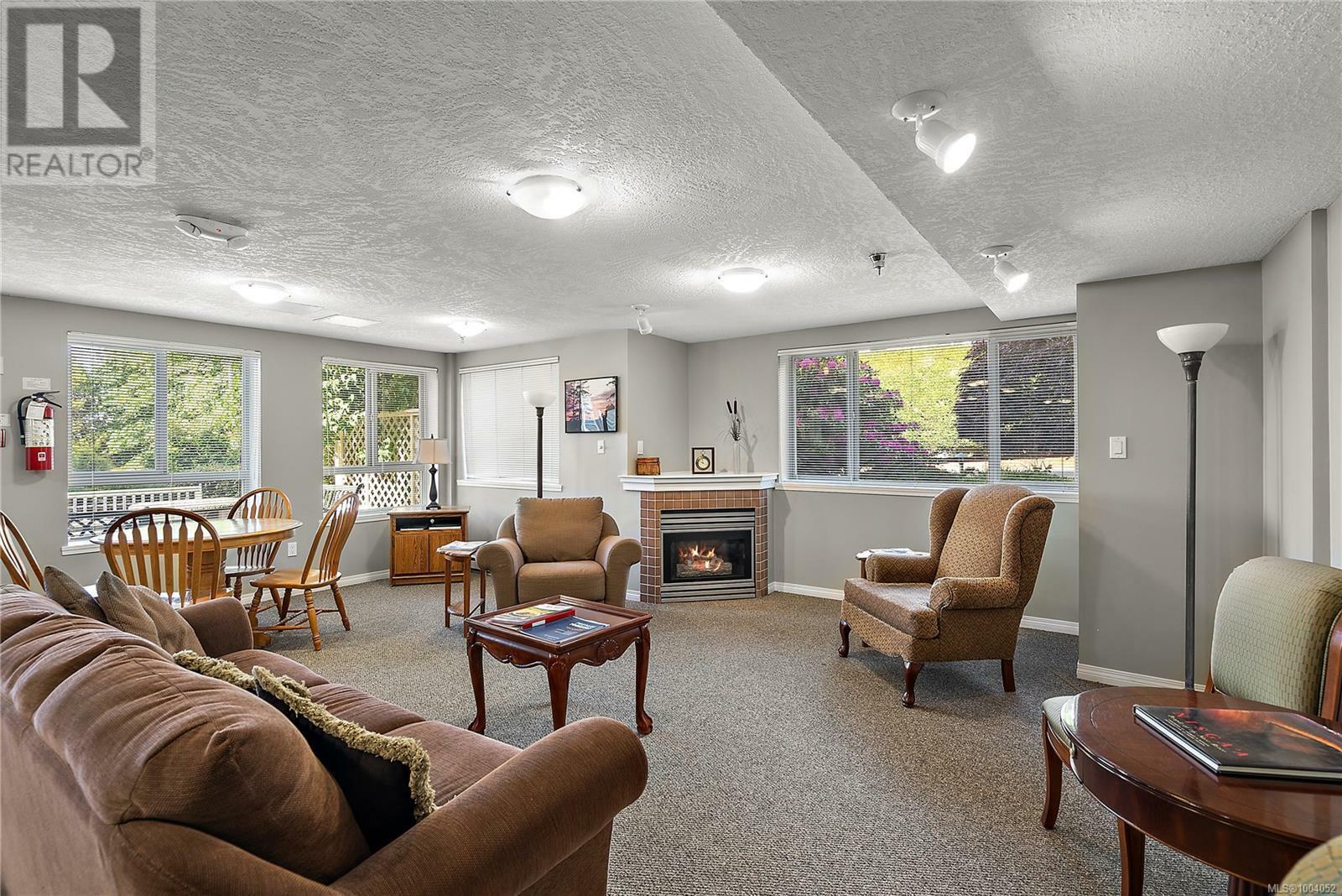 VIEW ROYAL, British Columbia, V9A 7M7, CA, 2 Bedrooms Bedrooms, ,2 BathroomsBathrooms,Residential,For Sale,1874084