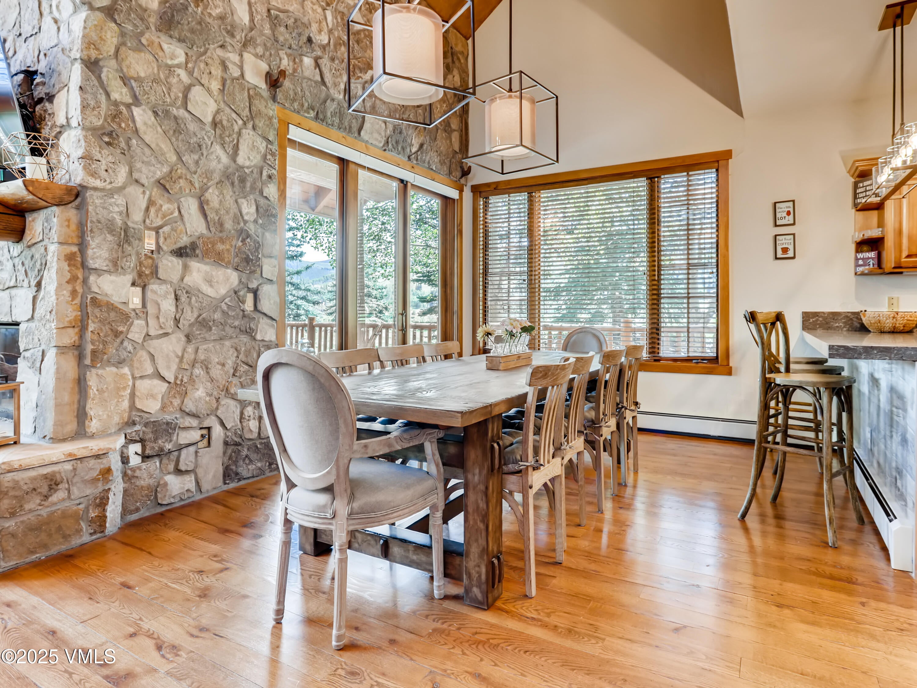 Edwards, Colorado, 81632, United States, 5 Bedrooms Bedrooms, ,5 BathroomsBathrooms,Residential,For Sale,1976185