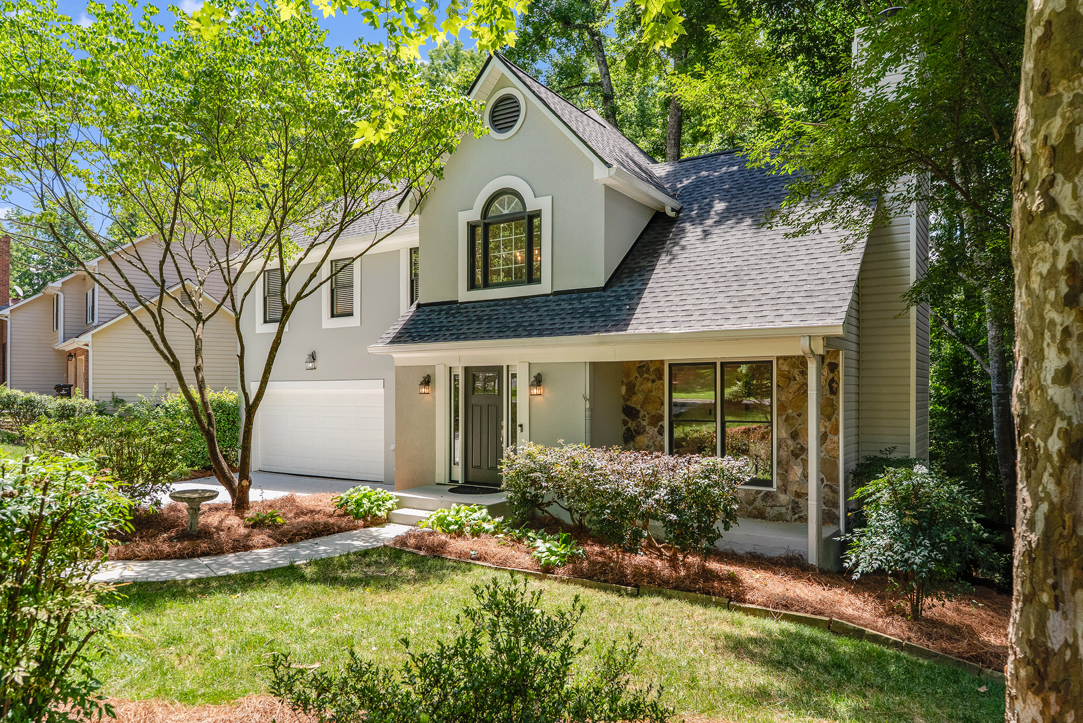  Exceptional Value in Mannings Ridge with Major Updates Throughout - 物件實景