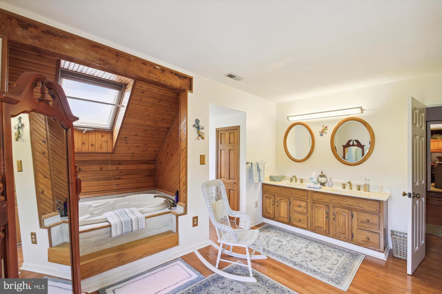 Crisfield, Maryland, 21817, United States, 3 Bedrooms Bedrooms, ,3 BathroomsBathrooms,Residential,For Sale,1897378
