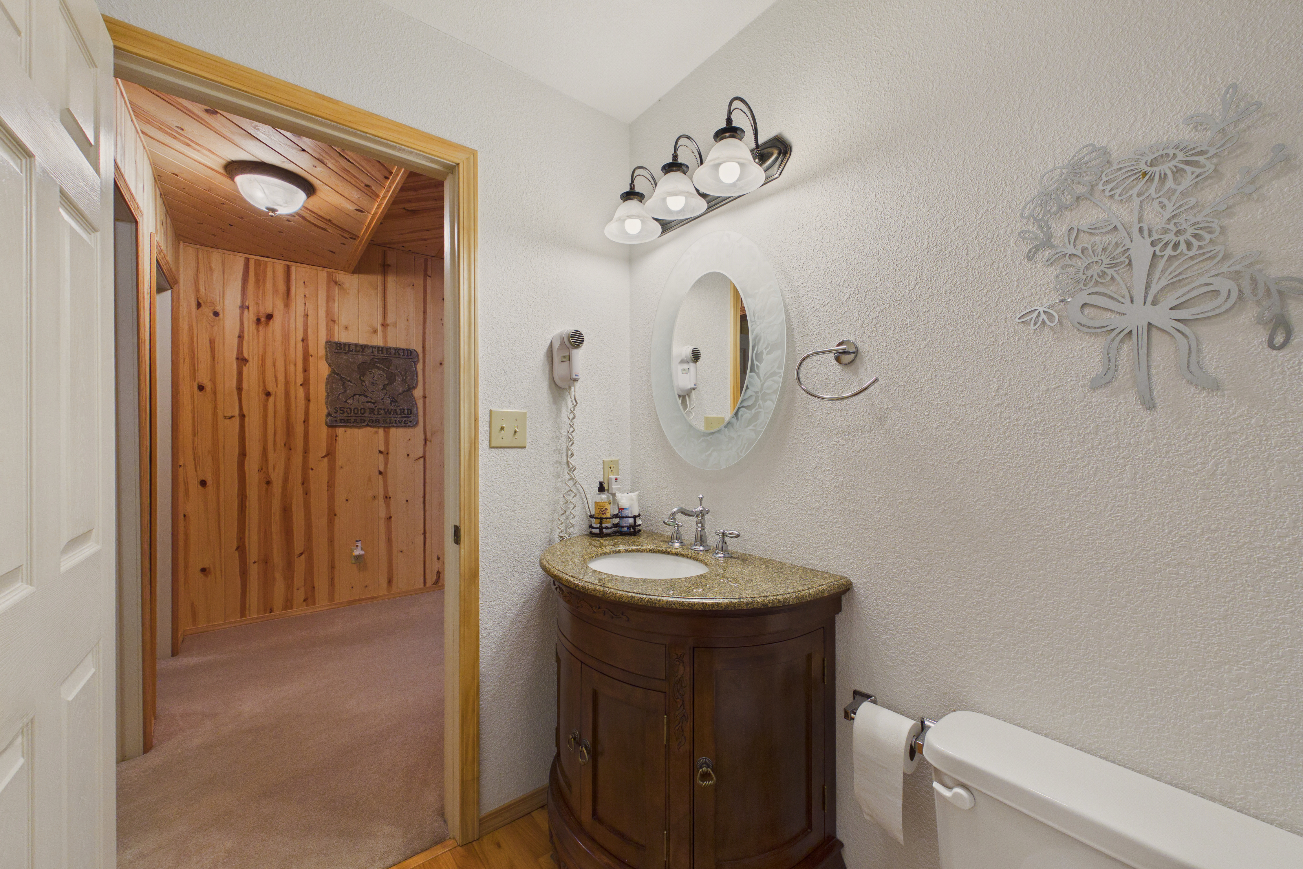 Alto, New Mexico, 88312, United States, 3 Bedrooms Bedrooms, ,2 BathroomsBathrooms,Residential,For Sale,2044418