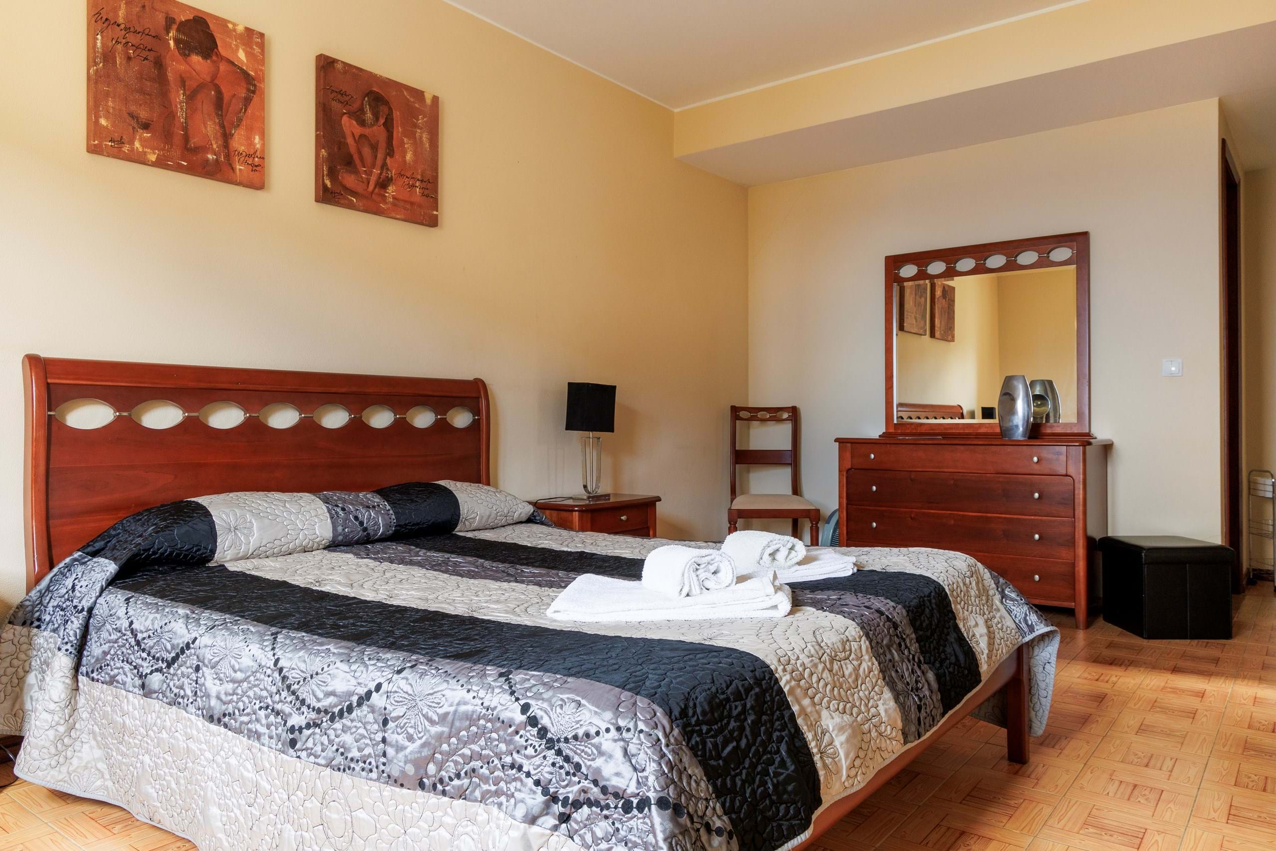 Vila Franca do Campo, Ilha de São Miguel, 9680-460, PT, 7 Bedrooms Bedrooms, ,7 BathroomsBathrooms,Residential,For Sale,1948896