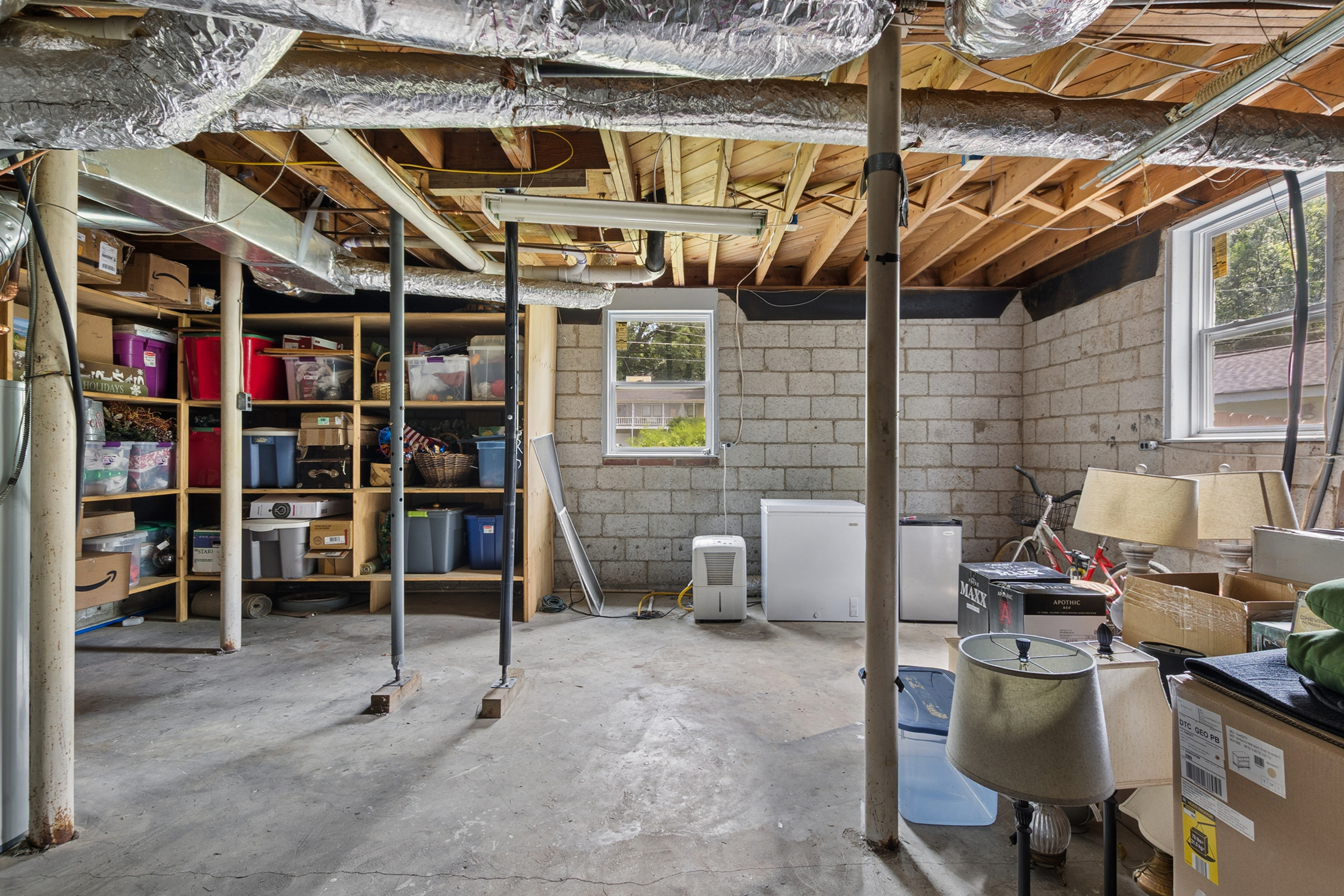  Updated Ranch in Coveted Forest Hills - 物件實景