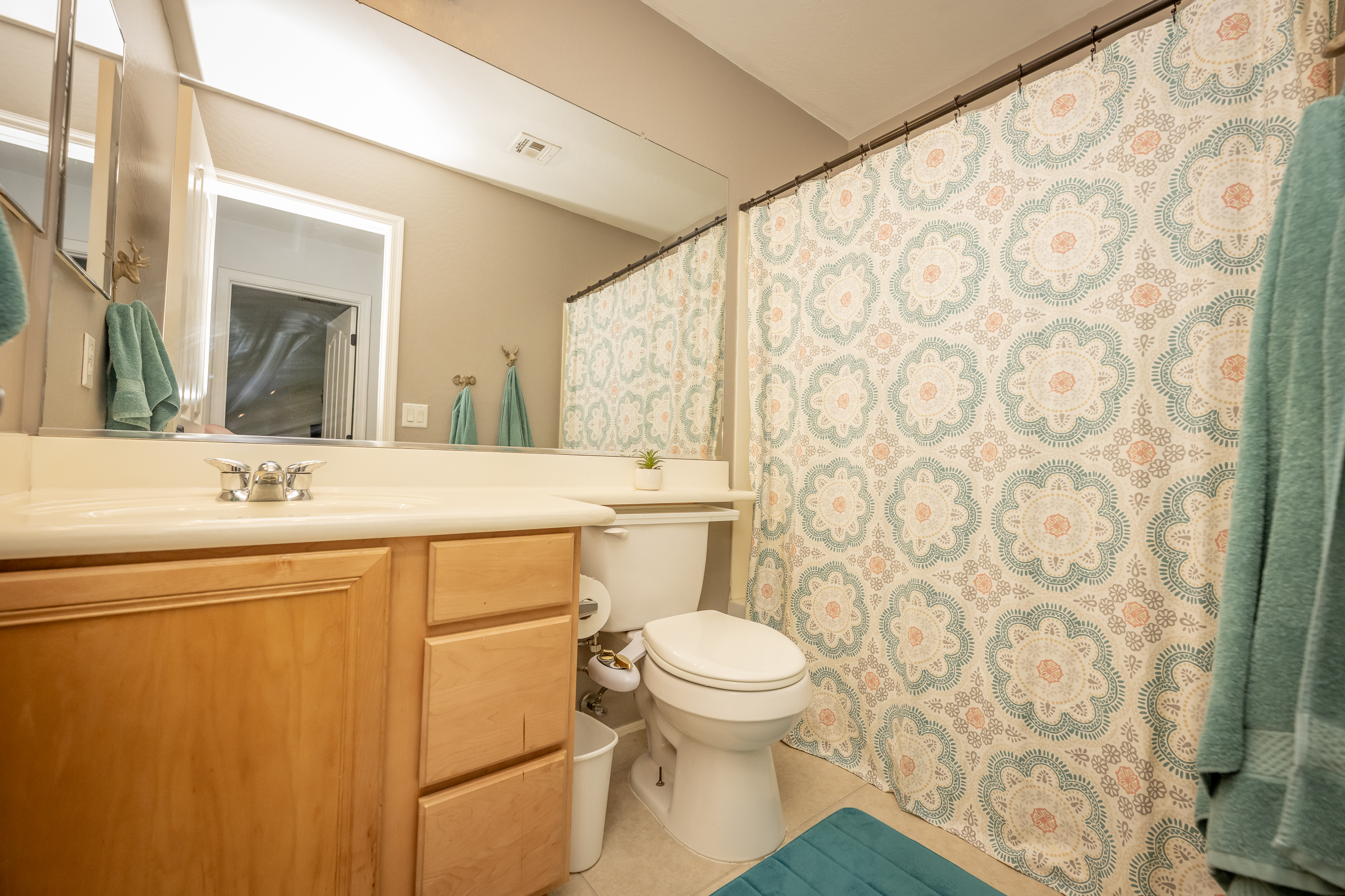 Phoenix, Arizona, 85085, United States, 4 Bedrooms Bedrooms, ,3 BathroomsBathrooms,Residential,For Sale,1869384