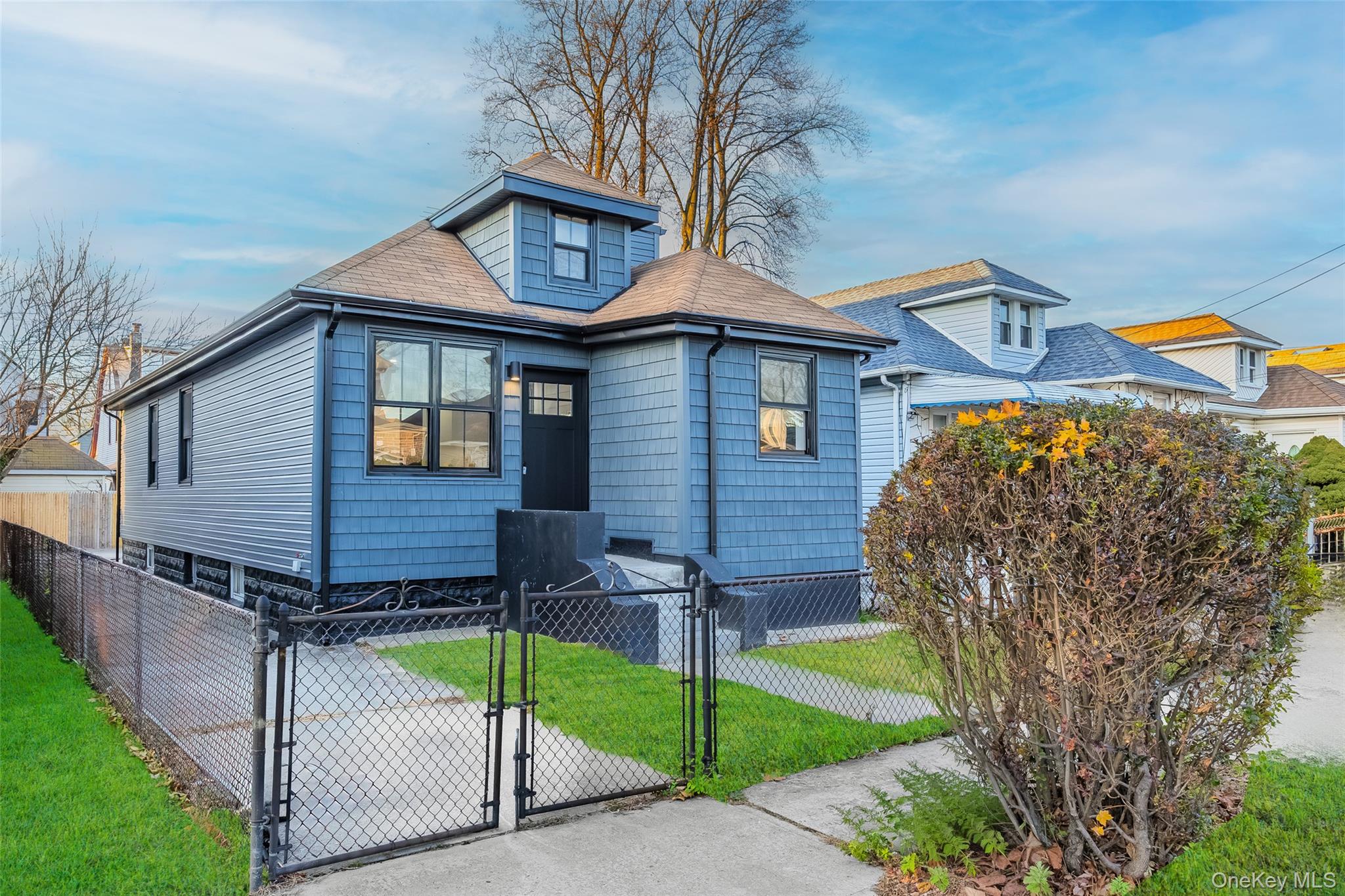 Jamaica, New York, 11434, United States, 4 Bedrooms Bedrooms, ,3 BathroomsBathrooms,Residential,For Sale,2003093