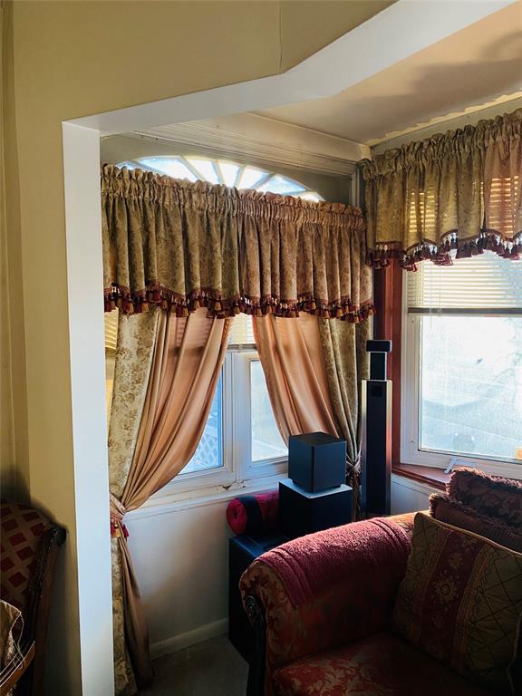 Yonkers, New York, 10710, United States, 3 Bedrooms Bedrooms, ,2 BathroomsBathrooms,Residential,For Sale,1982503