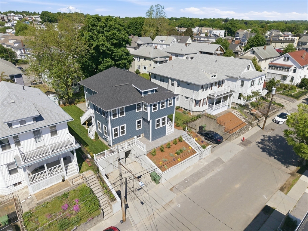 Watertown, Massachusetts, 02472, United States, 3 Bedrooms Bedrooms, ,3 BathroomsBathrooms,Residential,For Sale,2048404