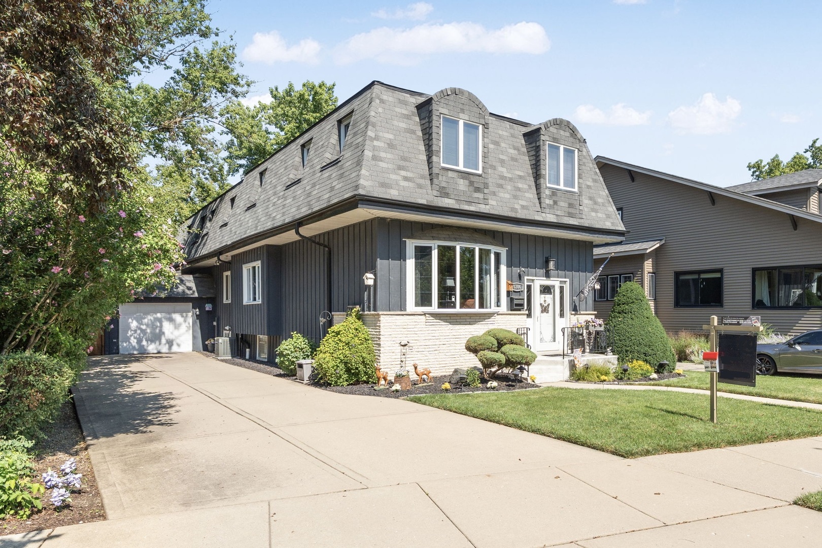 Chicago, Illinois, 60631, United States, 4 Bedrooms Bedrooms, ,4 BathroomsBathrooms,Residential,For Sale,1987082