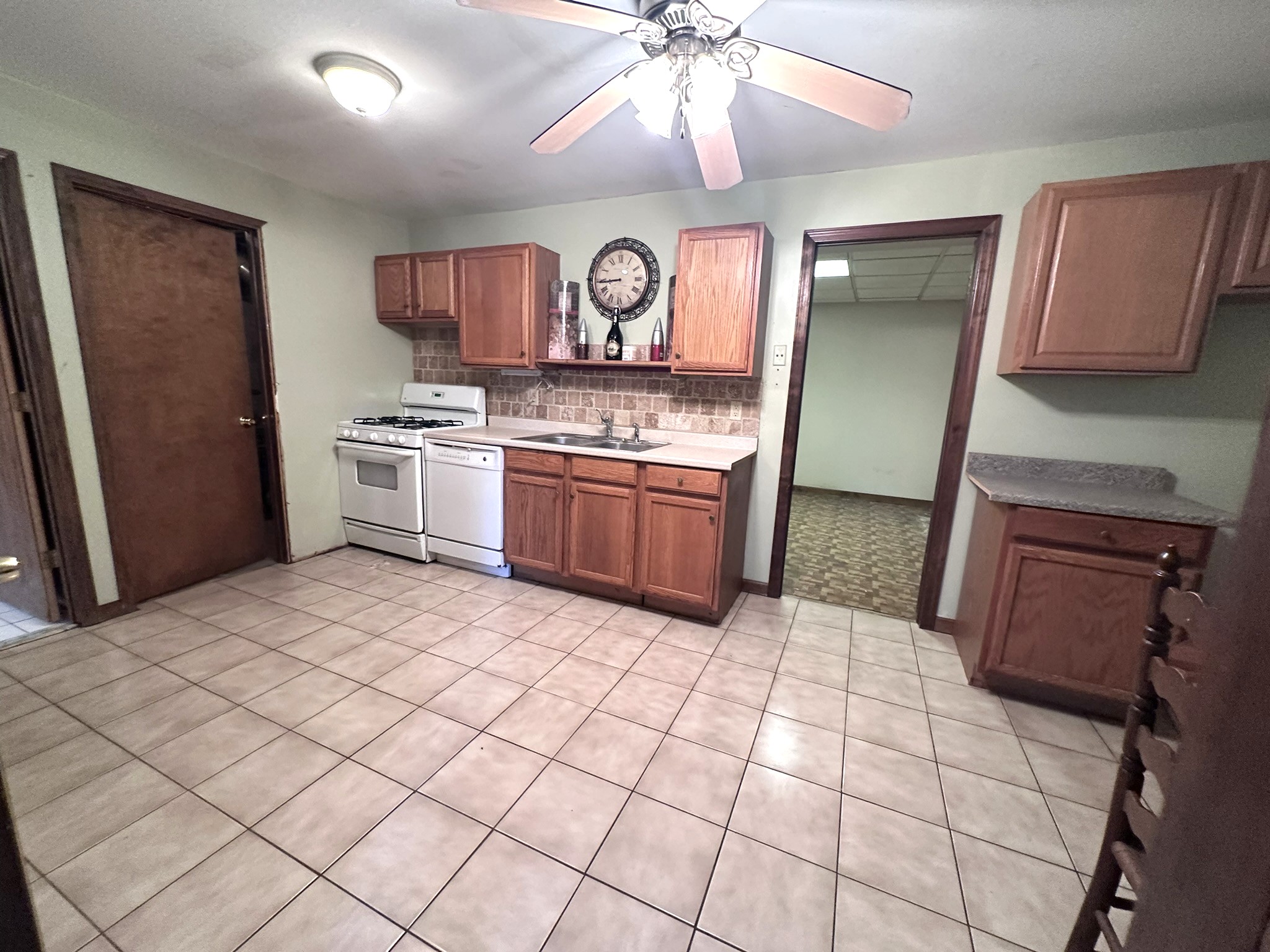 Boonton, New Jersey, 07005, United States, 4 Bedrooms Bedrooms, ,4 BathroomsBathrooms,Residential,For Sale,1990239