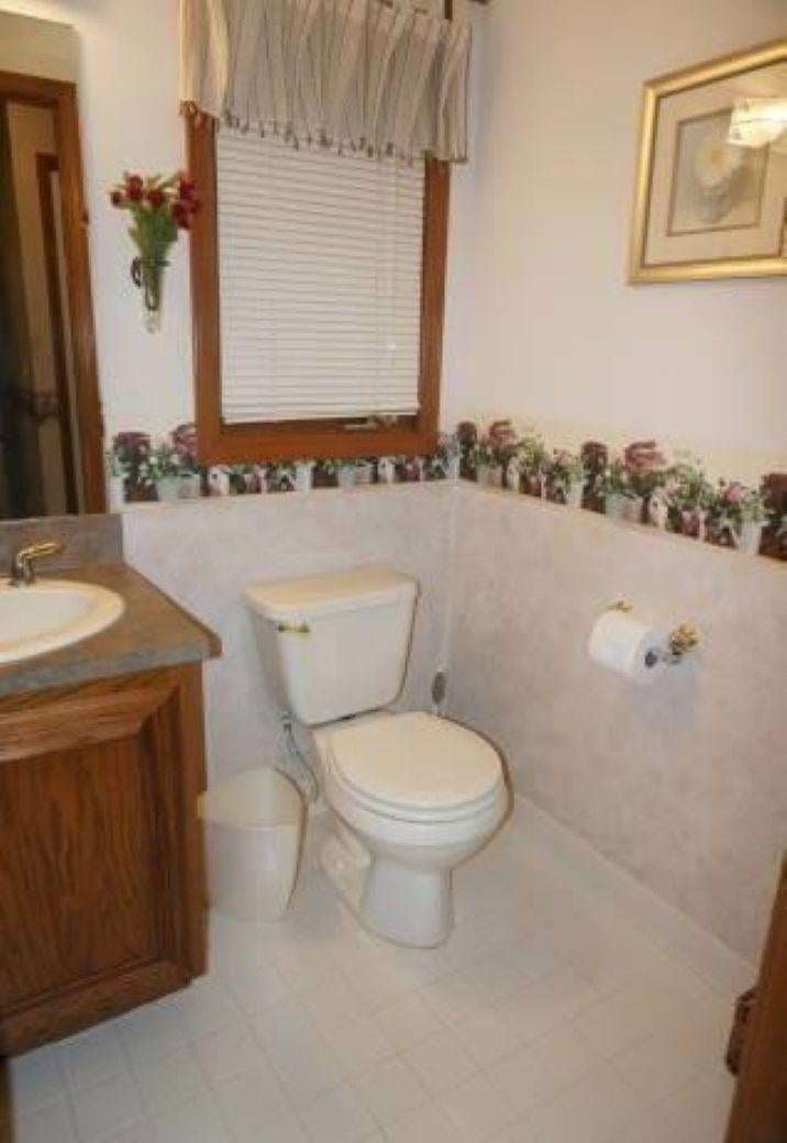Macomb Twp, Michigan, 48044, United States, 4 Bedrooms Bedrooms, ,4 BathroomsBathrooms,Residential,For Sale,1942968
