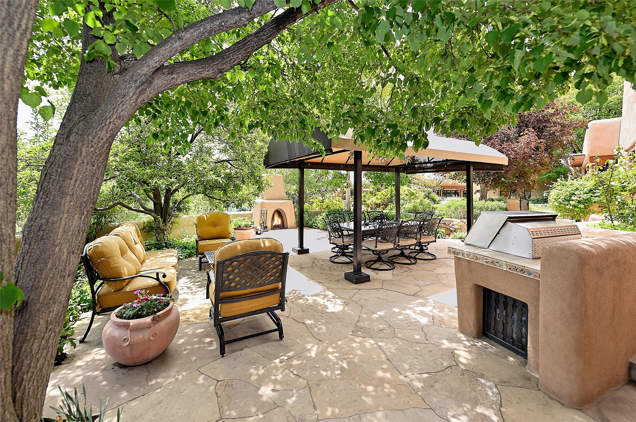  196 Circle Drive - 物件實景