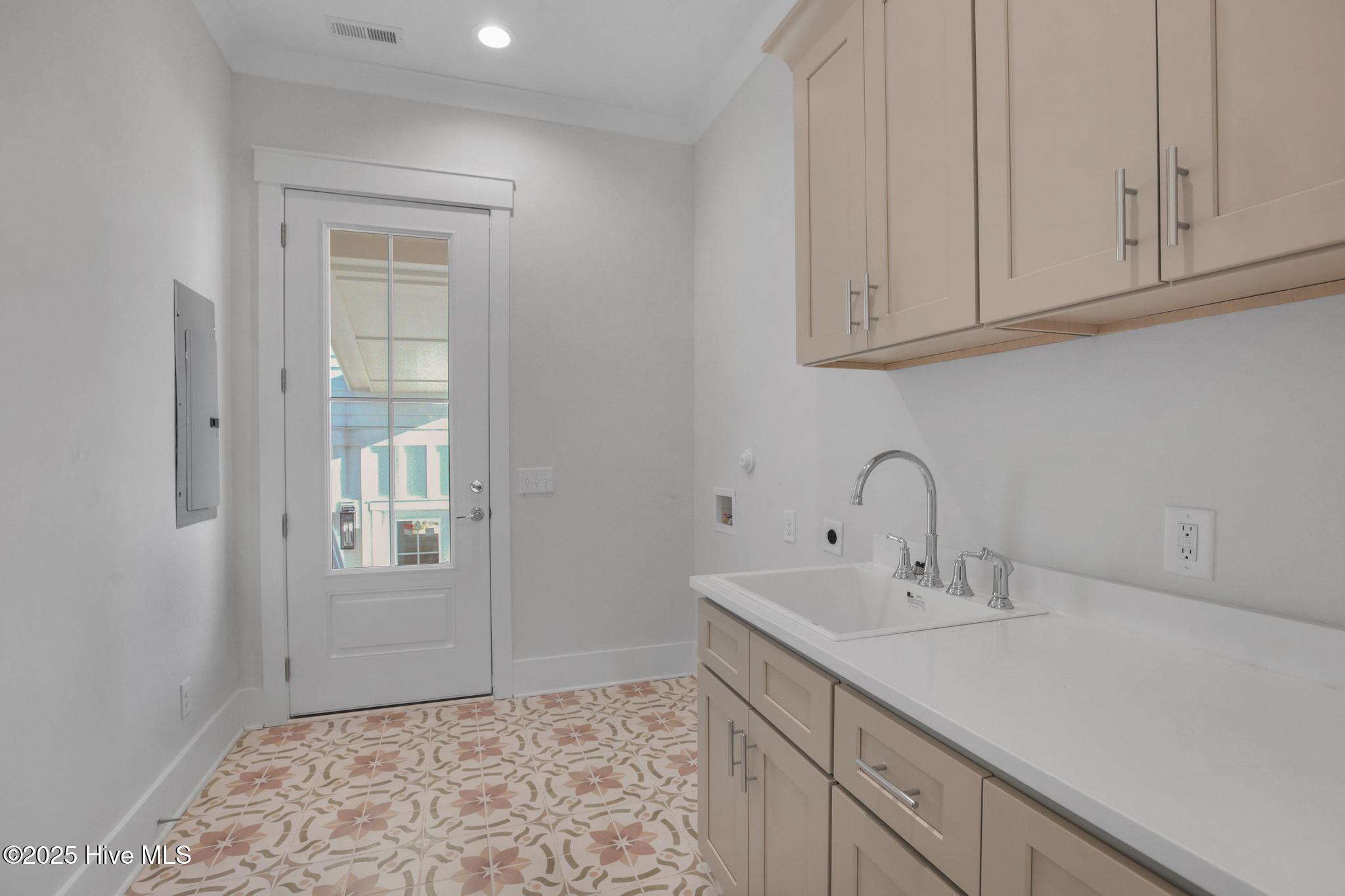 104 Pecan Avenue, Wilmington, North Carolina, 28403, United States, 5 Bedrooms Bedrooms, ,5 BathroomsBathrooms,Residential,For Sale,104 Pecan Avenue,1554082