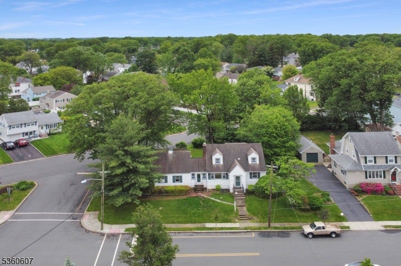 Garwood Boro, New Jersey, 07027, United States, 5 Bedrooms Bedrooms, ,4 BathroomsBathrooms,Residential,For Sale,1835599