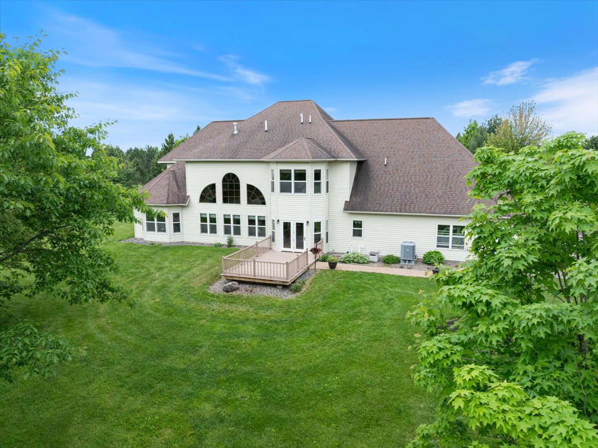 Medford, Wisconsin, 54451, United States, 4 Bedrooms Bedrooms, ,5 BathroomsBathrooms,Residential,For Sale,1881701