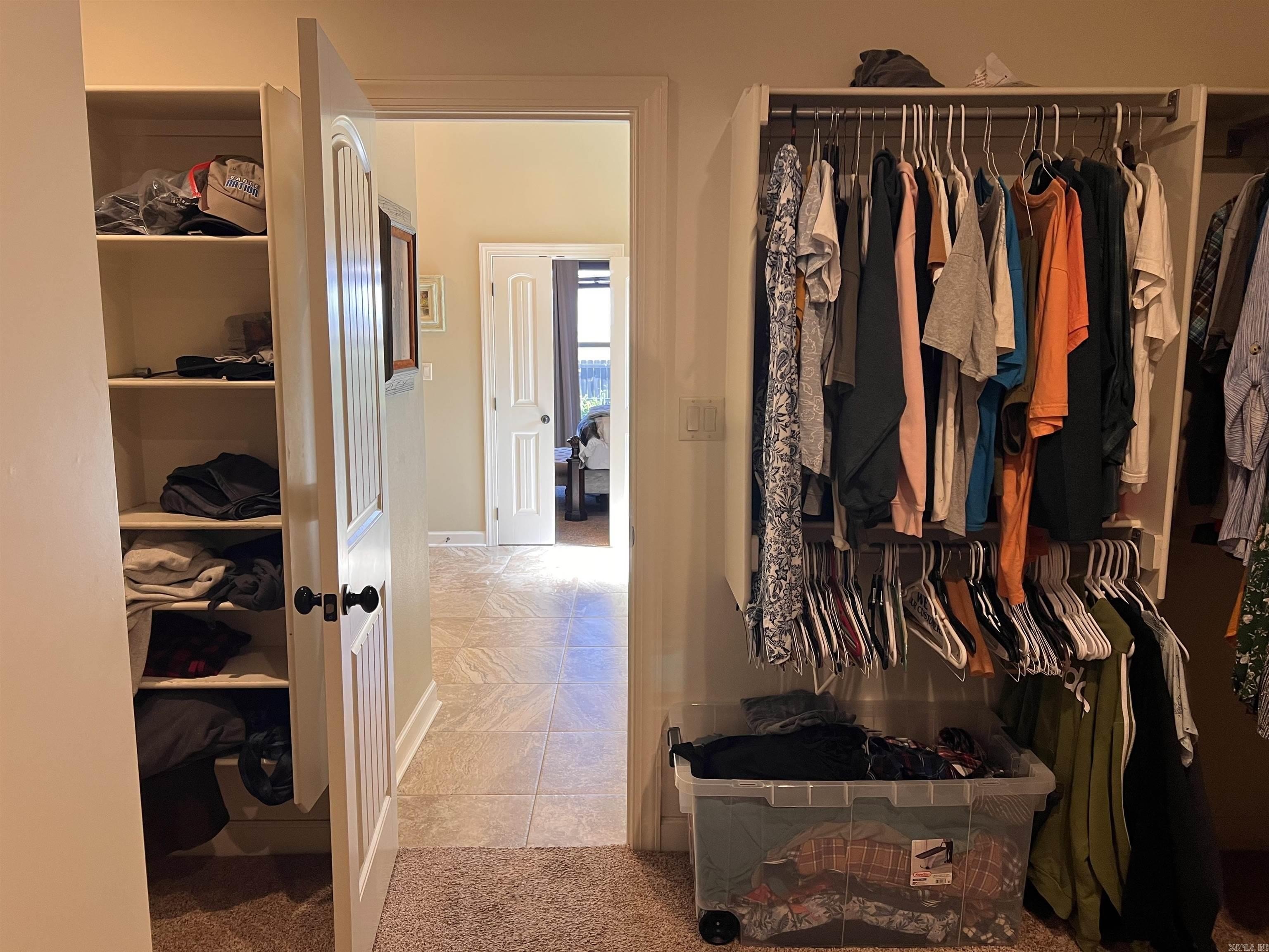 Hot Springs, Arkansas, 71913, United States, 3 Bedrooms Bedrooms, ,3 BathroomsBathrooms,Residential,For Sale,1976234