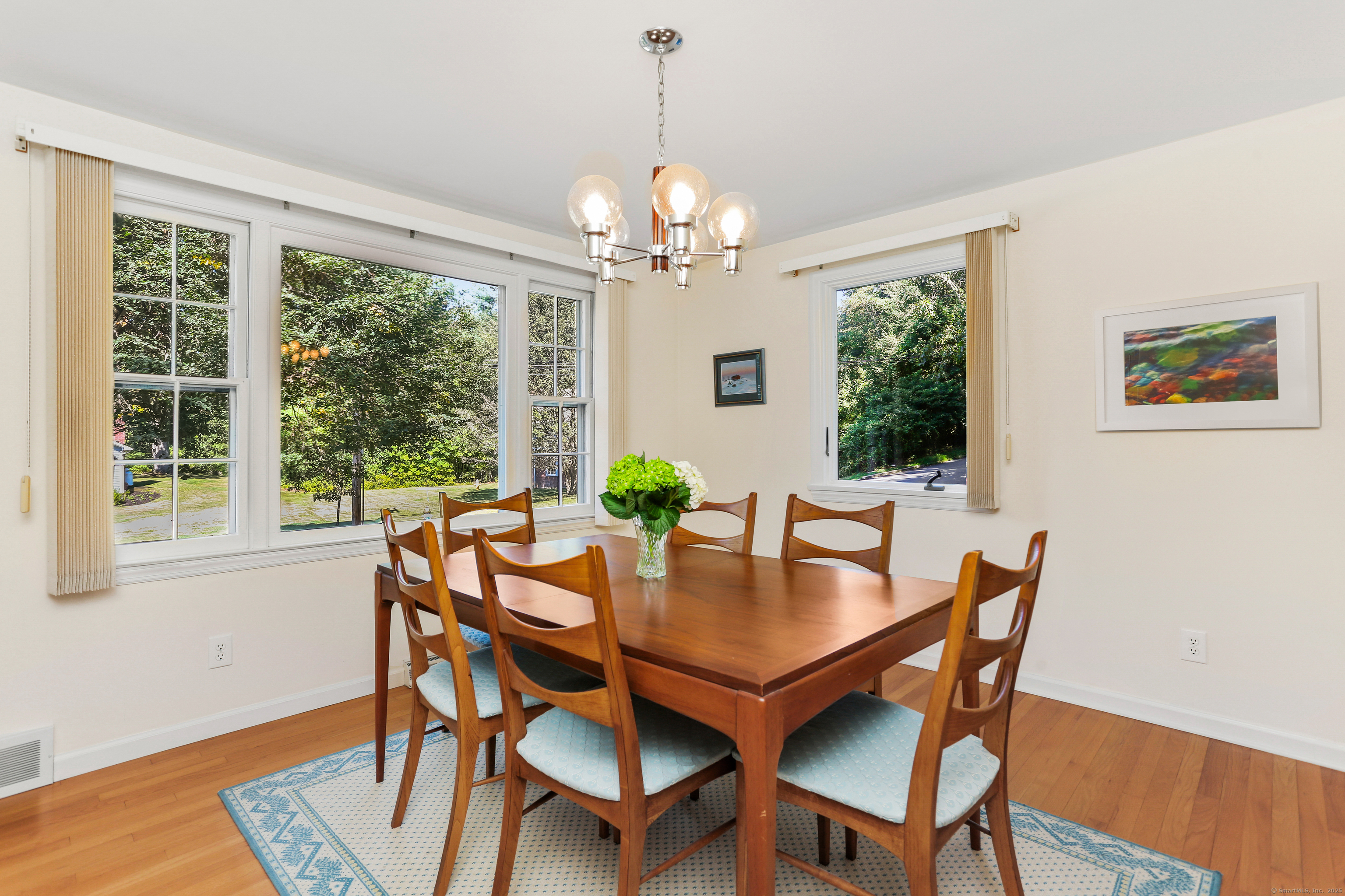 Fairfield, Connecticut, 06825, United States, 4 Bedrooms Bedrooms, ,3 BathroomsBathrooms,Residential,For Sale,1934186