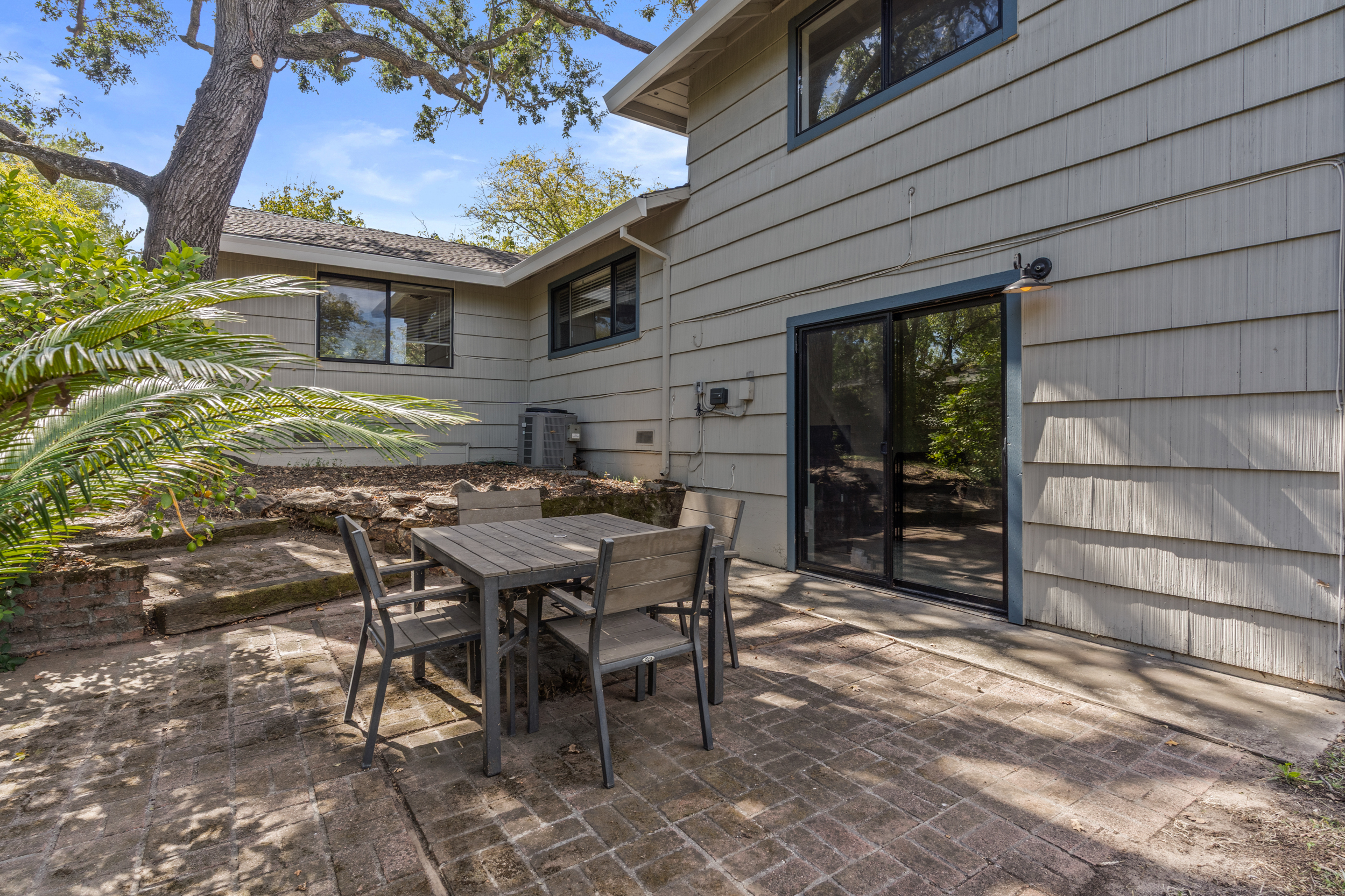  8865 Phoenix Avenue, Fair Oaks, CA 95628 - 物件實景