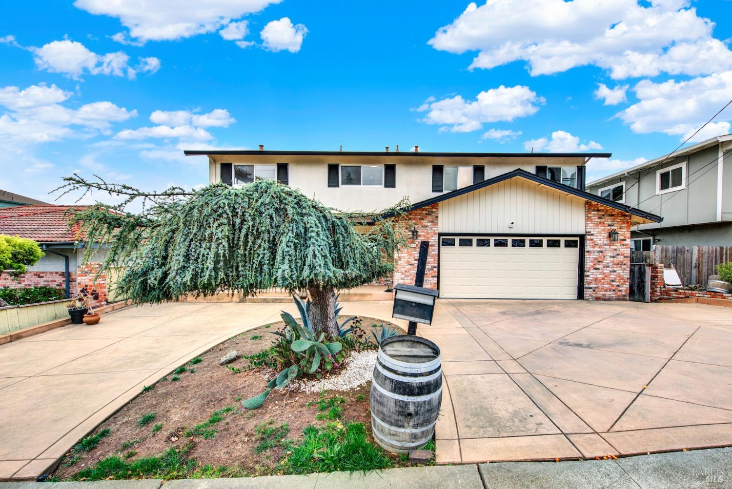 Benicia, California, 94510, United States, 4 Bedrooms Bedrooms, ,3 BathroomsBathrooms,Residential,For Sale,1989511