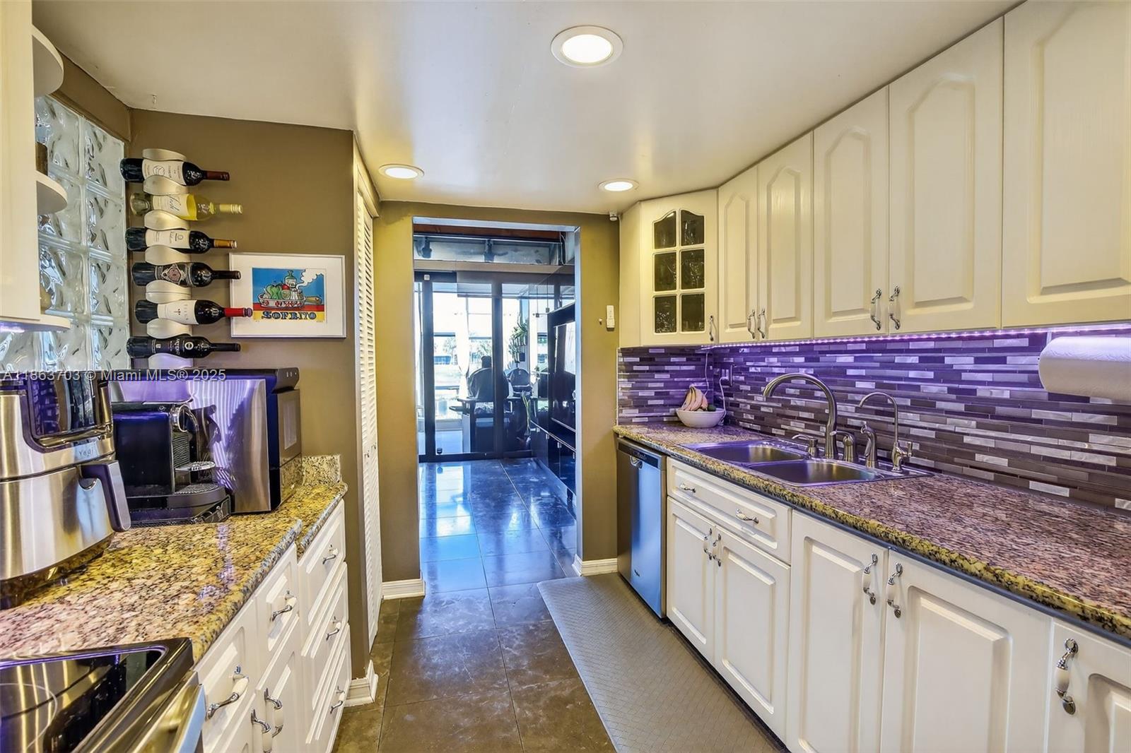 Pembroke Pines, Florida, 33026, United States, 3 Bedrooms Bedrooms, ,3 BathroomsBathrooms,Residential,For Sale,1954941