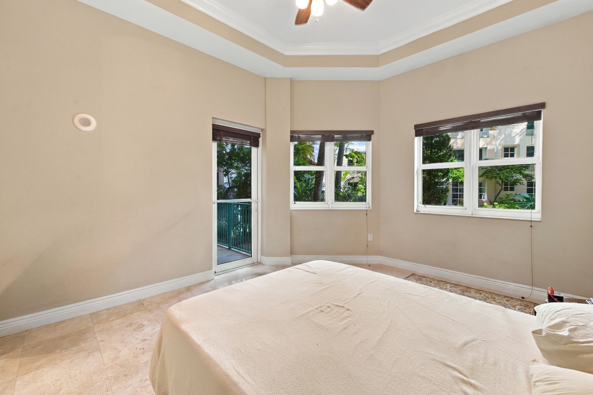  19900 E Country Club Dr, Aventura, FL, 33180 - 物件實景