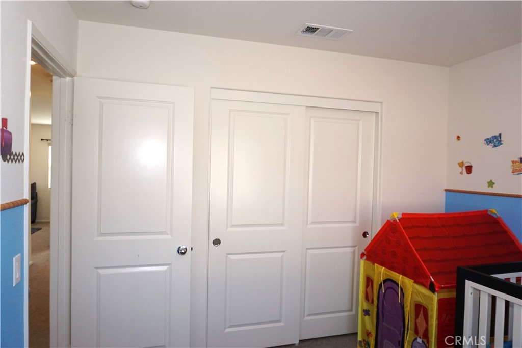 Hemet, California, 92543, United States, 5 Bedrooms Bedrooms, ,3 BathroomsBathrooms,Residential,For Sale,1826909
