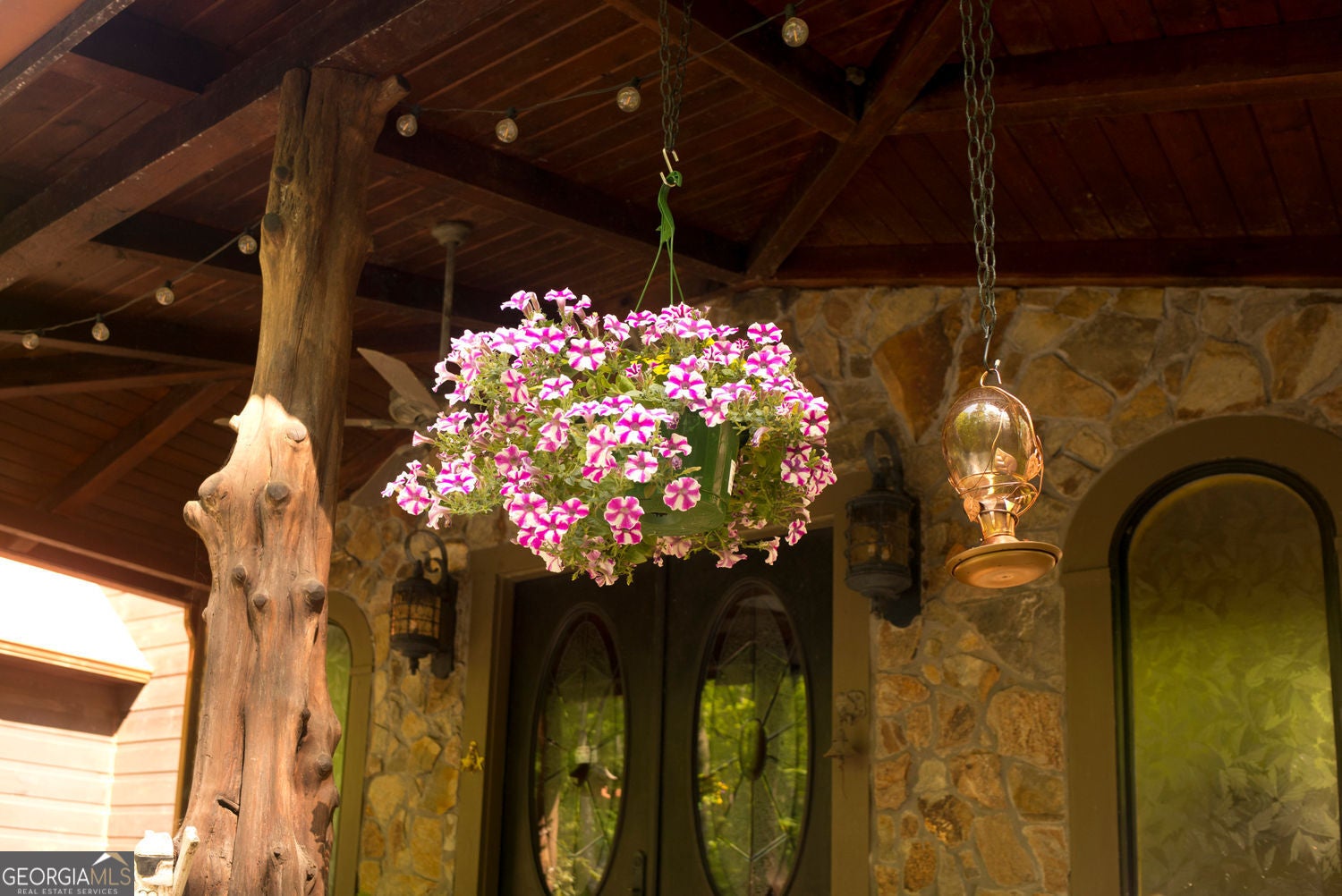 Ellijay, Georgia, 30540, United States, 3 Bedrooms Bedrooms, ,4 BathroomsBathrooms,Residential,For Sale,1952403